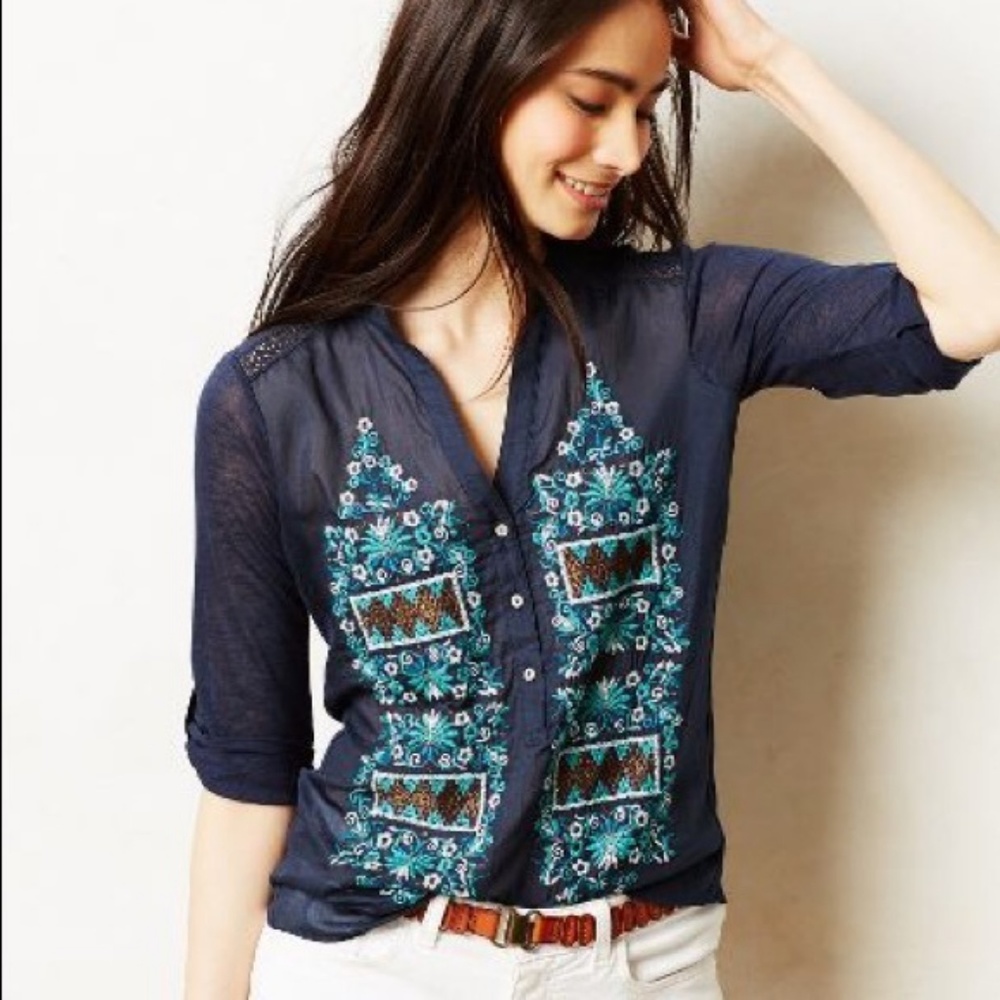 Anthropologie tiny button up top xs